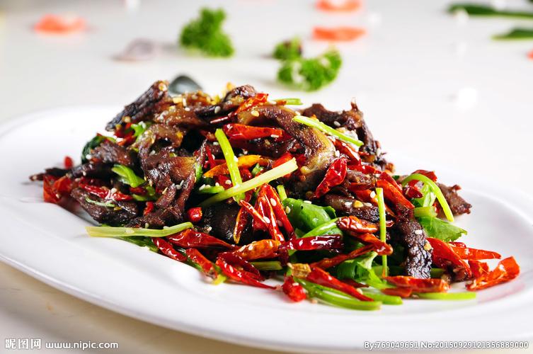 手撕黄牛肉图片