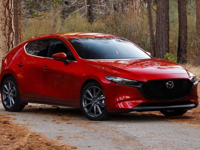 马自达cx-3外观漂亮内饰时尚,就是噪音太大_马自达_汽车_汽车介绍