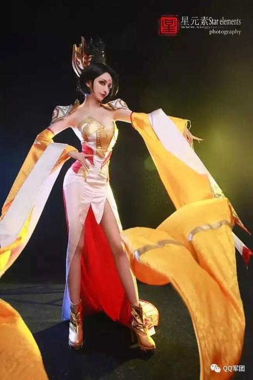 王者荣耀武则天cos长腿御姐媚眼如丝