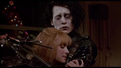 剪刀手爱德华语录:我爱你不是因为你是谁,是我在你面前可以是谁