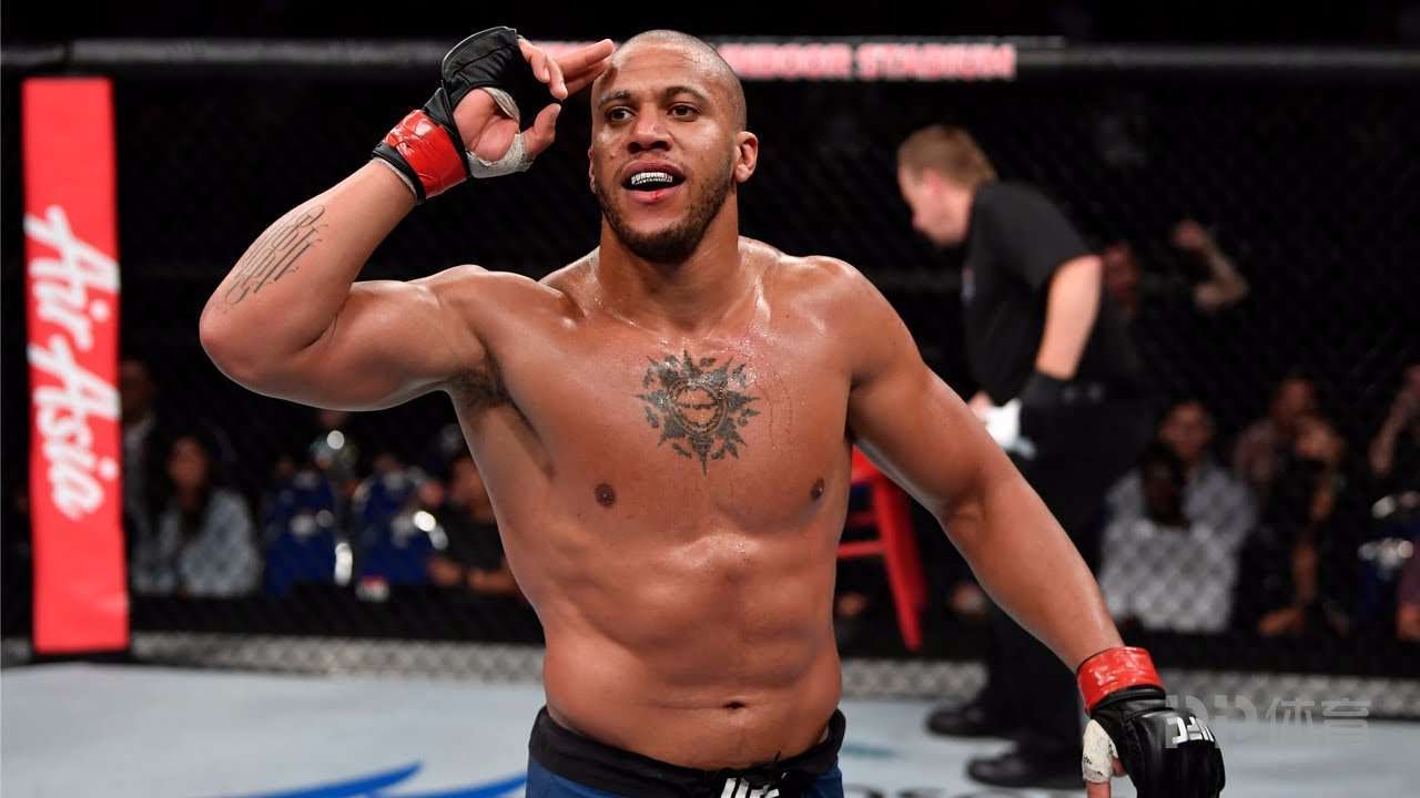 纳干诺vs盖恩重量级冠军统一战ufc270上演