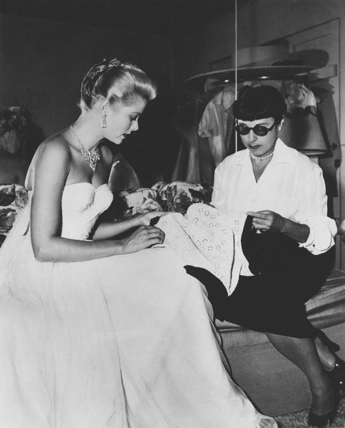 格蕾丝凯利后窗6套经典造型演绎优雅与高级真好看