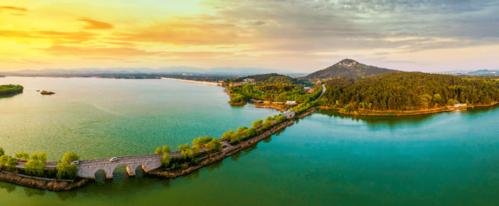 2021年全国县域旅游研究报告出炉,湖州三县蝉联"百强"前十