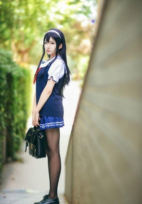 多位美丽女孩cosplay不同魅力的霞之丘诗羽,尽显毒舌学姐的风采!
