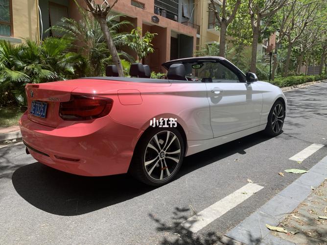 宝马225i敞篷 2系 上牌日期:2021年的3月 车辆车型:跑车_跑车