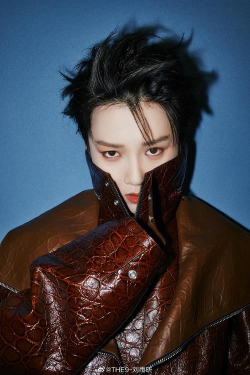 刘雨昕弹唱刘雨昕dior刘雨昕封面刘雨昕直拍