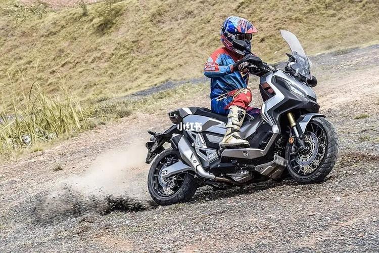 多功能跨界踏板车honda xadv750_西安攻略_越野_汽车