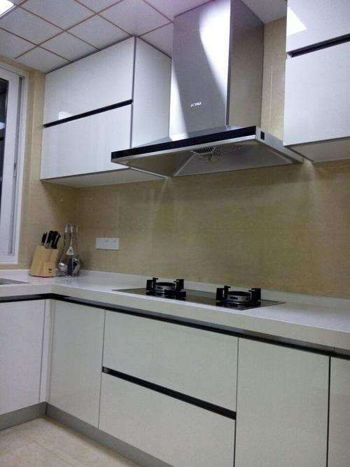 亚克力门板橱柜 现代风范十足橱柜效果图.