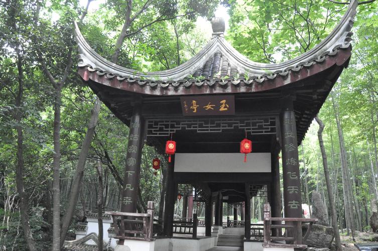 公交转辗去宜兴,独行寻找玉女潭