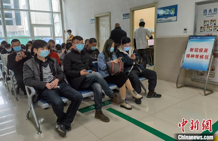 西宁外籍人员接种新冠肺炎疫苗对中国疫苗很放心有信心