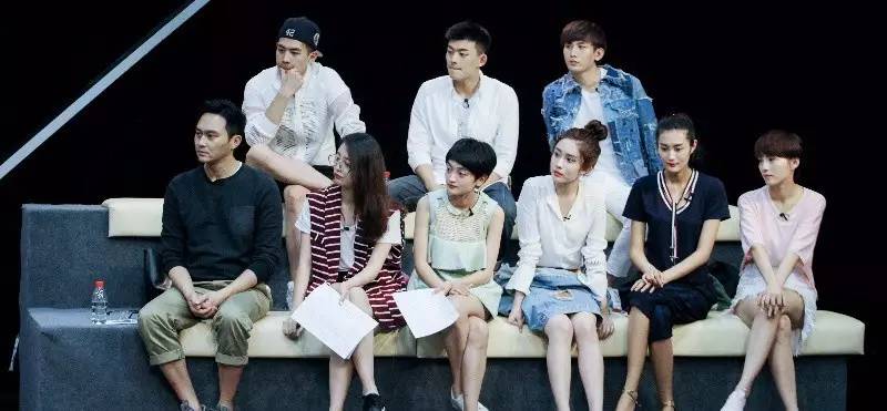 《一年级·毕业季》:综艺节奏在线,部分学生表现用力