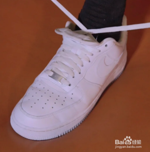 airforce1鞋带绑法
