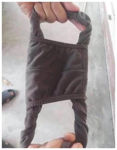 搞笑gif小伙子你路走窄了啊