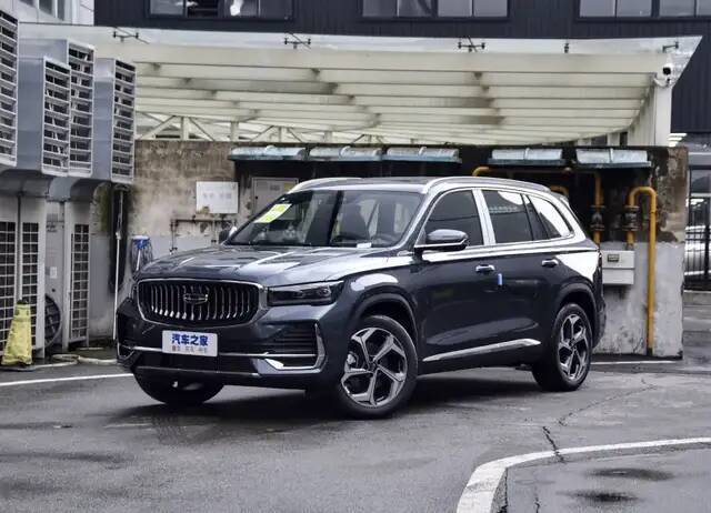 10多万的suv,沃尔沃2.0t发动机只是前菜?
