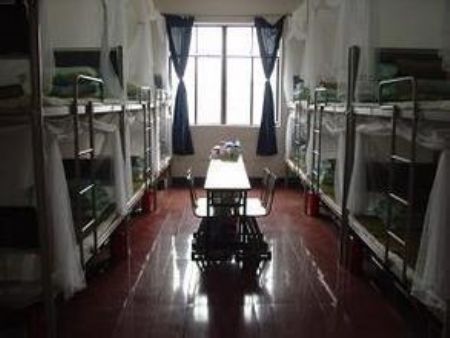 2020辽东学院宿舍条件好不好有空调否宿舍图片