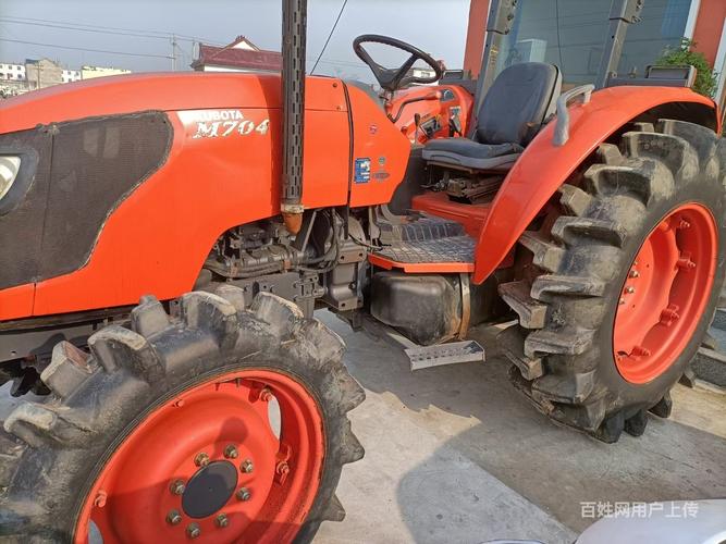 纯进口13年久保田704拖拉机,价格不高