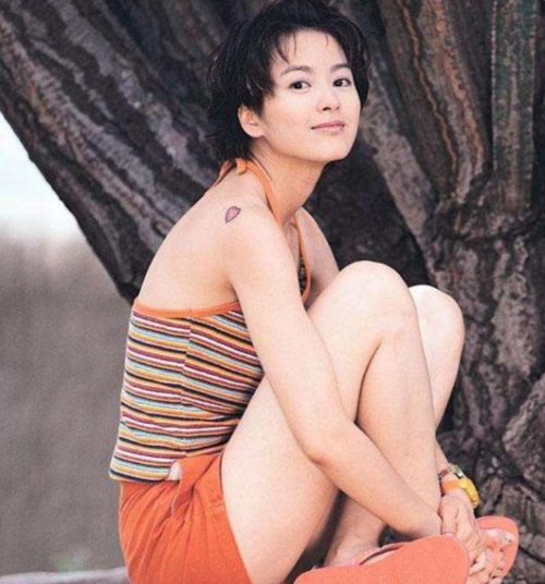 "玉女"梁咏琪暂别乐坛?她的"精明",远超出你的想象