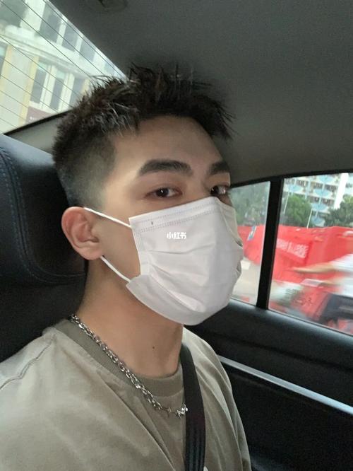 日常自拍|男生短发|男生发型教程_发型_自拍_短发_教程_江南西攻略