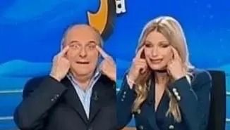 国外的做辱华动作的人都要付出代价,国内与美国杂志gq