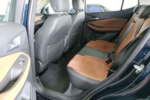 别克 昂科拉gx 2020款 20t cvt两驱豪华型