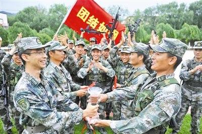吉林某预备役炮兵师创作歌曲 激发练兵热情