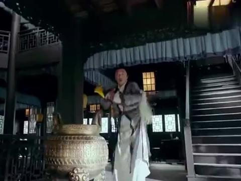 射雕英雄传:丘处机大战江南七怪,以一敌七实力碾压,这段太精彩