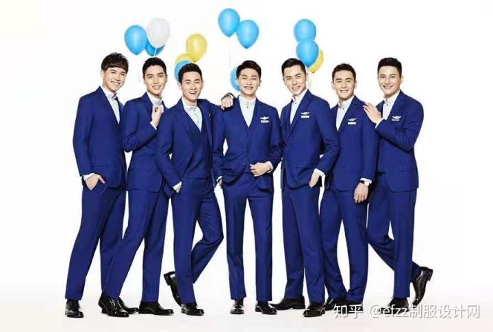 厦门航空深蓝色男空乘员制服组图