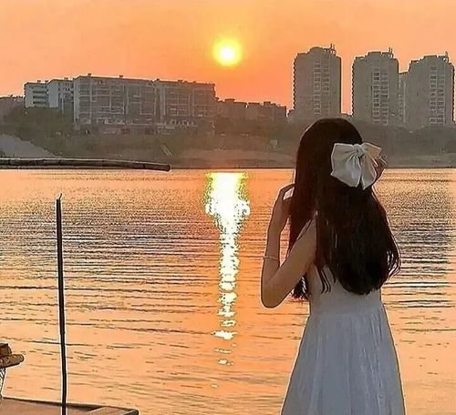 ins落日看海女生头像 礼拿/92二转_女生头像_夕阳_instagram_怡姐