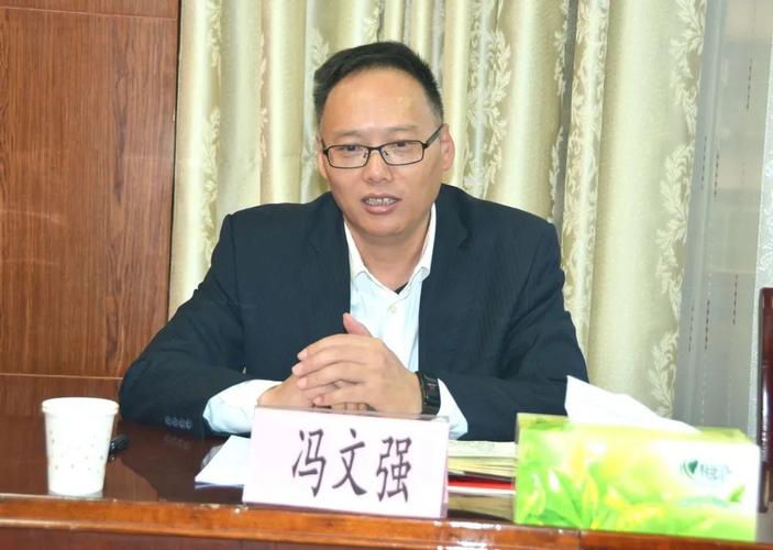 嘉陵区委常委政法委书记冯文强调研指导法院工作