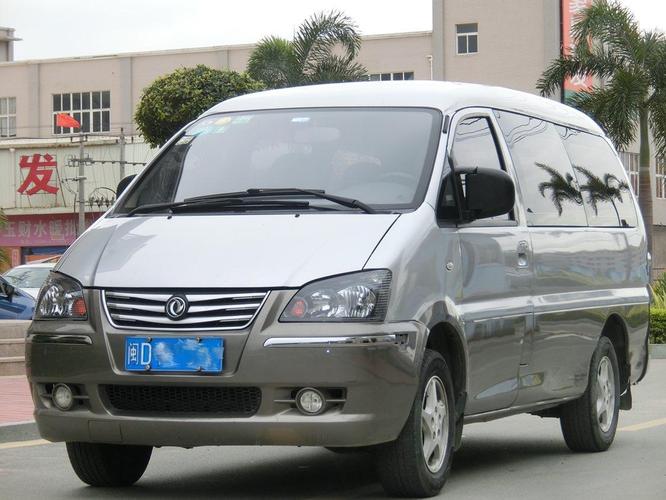 厦门2016年2月东风风神菱智m3灰色手动挡