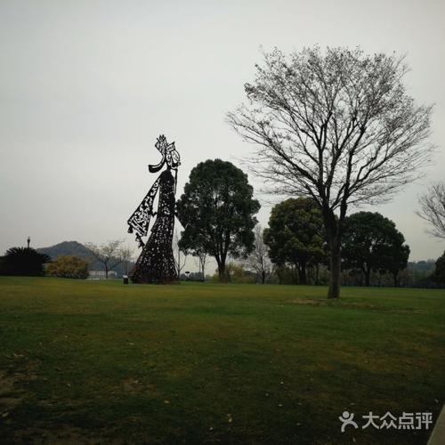 上海月湖雕塑公园