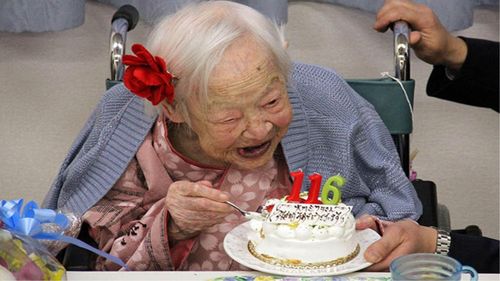 目前创造吉尼斯世界纪录的,是一位名叫雅娜·卡尔芒的法国老人,她活了