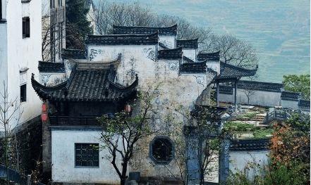 漫山遍野的油菜花,古老徽派建筑群,中国最美乡村婺源
