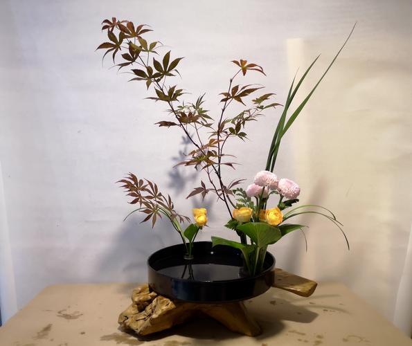 东方式插花～明自然之理,呈自然之态.