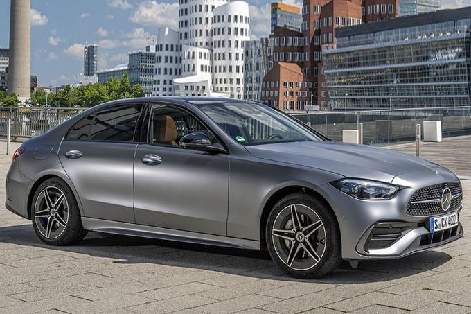 新款奔驰c300e车型西班牙市场正式开售图文