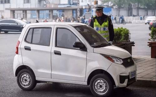 9月"转正"后,哪些低速四轮电动车不能买?会挑配置才能