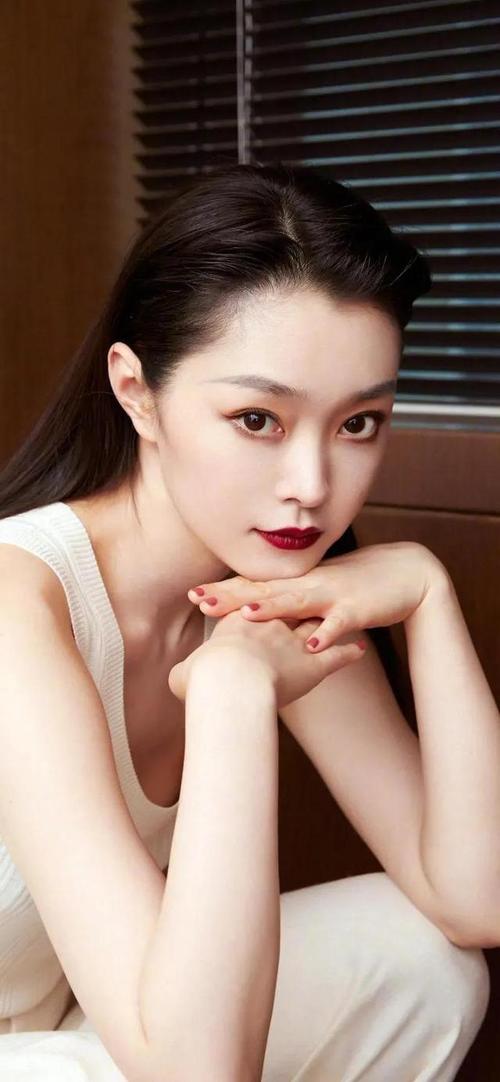 清新甜美神采飞扬宋轶写真图集