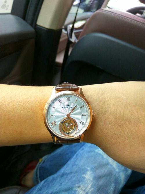 海鸥纪念中国第一只手表诞辰60周年发行的限量无卡度同轴陀飞轮