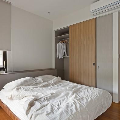 台北内湖蝶舞行馆简约三居室设计卧室隐形门衣柜装修效果图