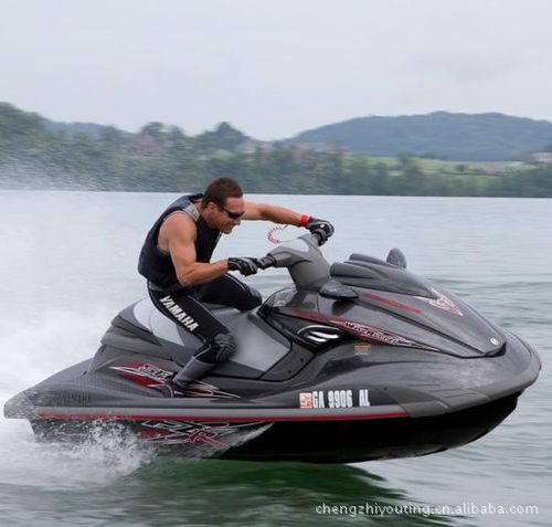 供应 雅马哈摩托艇 限量版 高速 刺激 fzs摩托艇