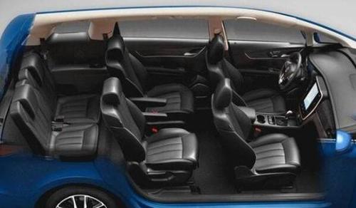 比亚迪宋max7座功能介绍座椅灵活多变功能设计人性化乘坐空间实测良好