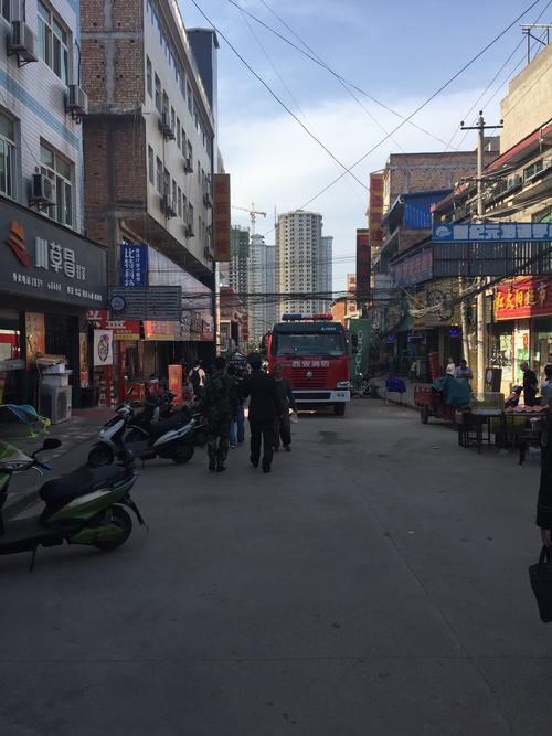 斜口街道扎实开展5.1节前消防安全大检查