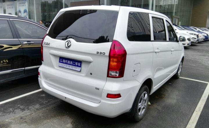 2016款 东风风光330 1.5l手动乐享型dk15-02