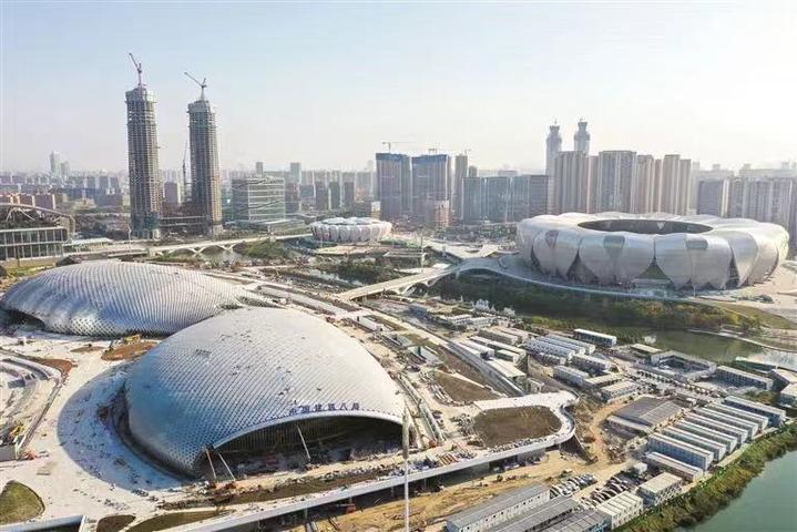 美不美钱江世纪城亚运主体育馆游泳馆亮灯啦