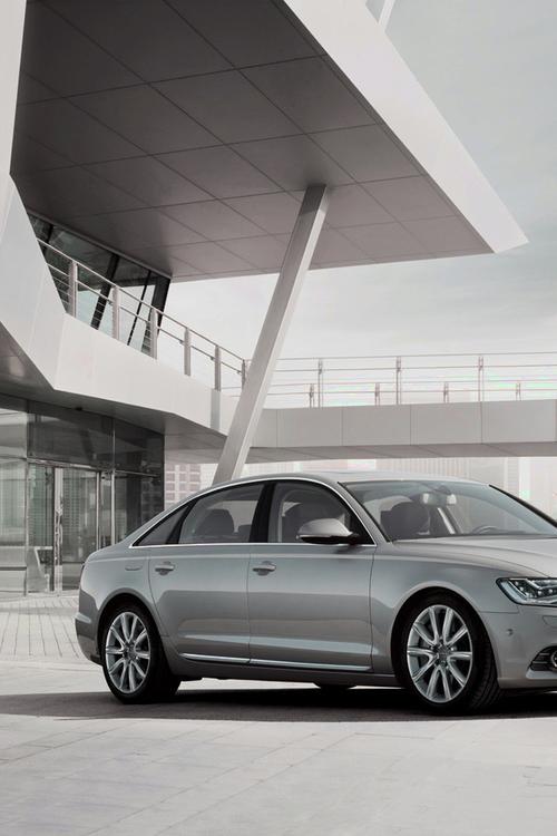 高清晰audi奥迪a6l轿车壁纸手机版_[480x640]尺寸分辨率