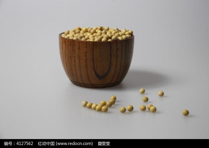 木碗黄豆