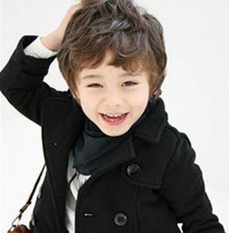 男孩发型设计图片:酷帅潮爆了的男孩发型设计图片