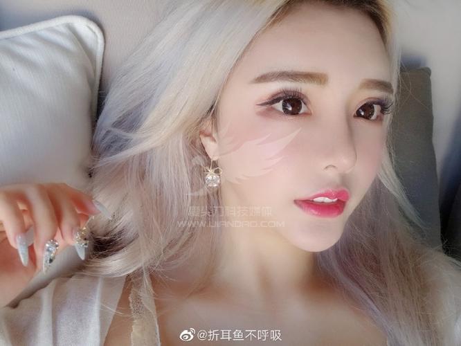 折耳鱼不呼吸9分钟泳池大尺度视频