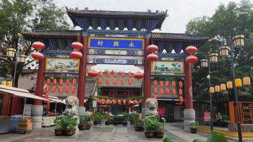 漫步西安明古城墙,乐游中山门下的永兴坊