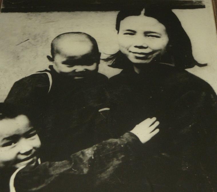 "革命母亲"赵君陶 把大爱留在周家祠堂
